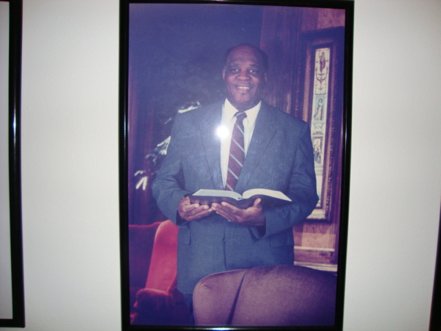 Rev. Dr. T. L. Dilworth, Pastor (1985-2009)