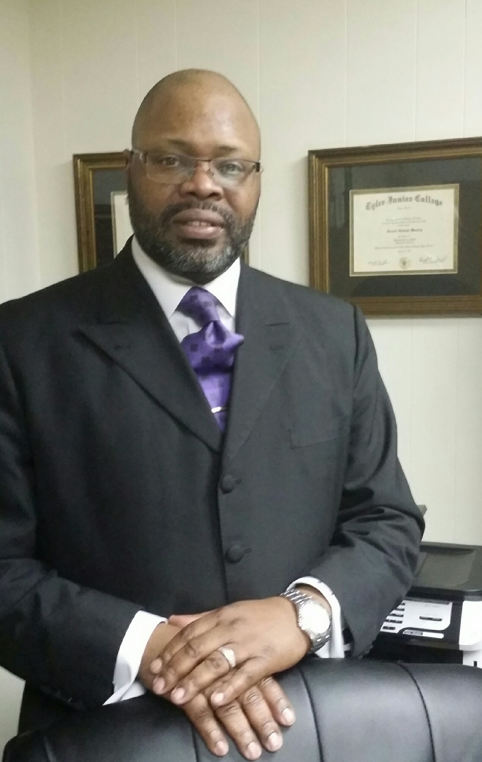 Dr. Jerard R. Mosley Sr., Pastor